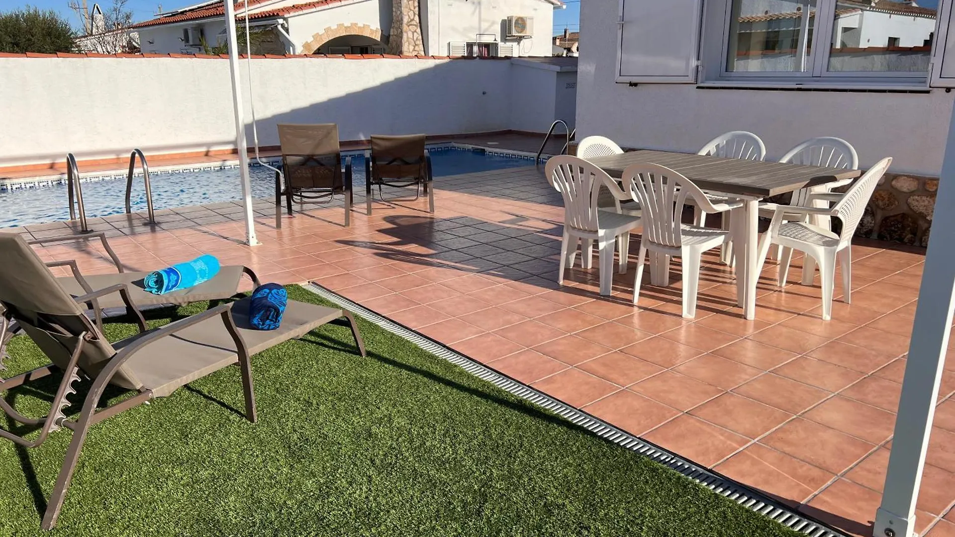Villa Om, Piscina Privada, Aire Acondicionado Free L' Escala