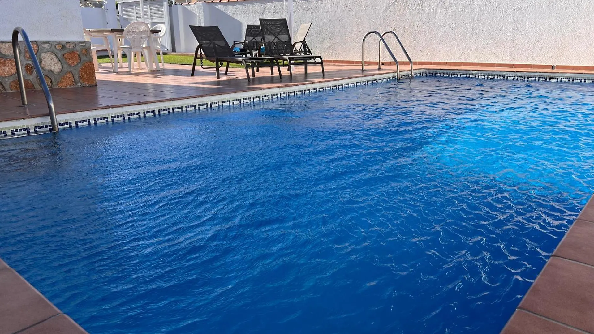 Villa Om, Piscina Privada, Aire Acondicionado Free L' Escala